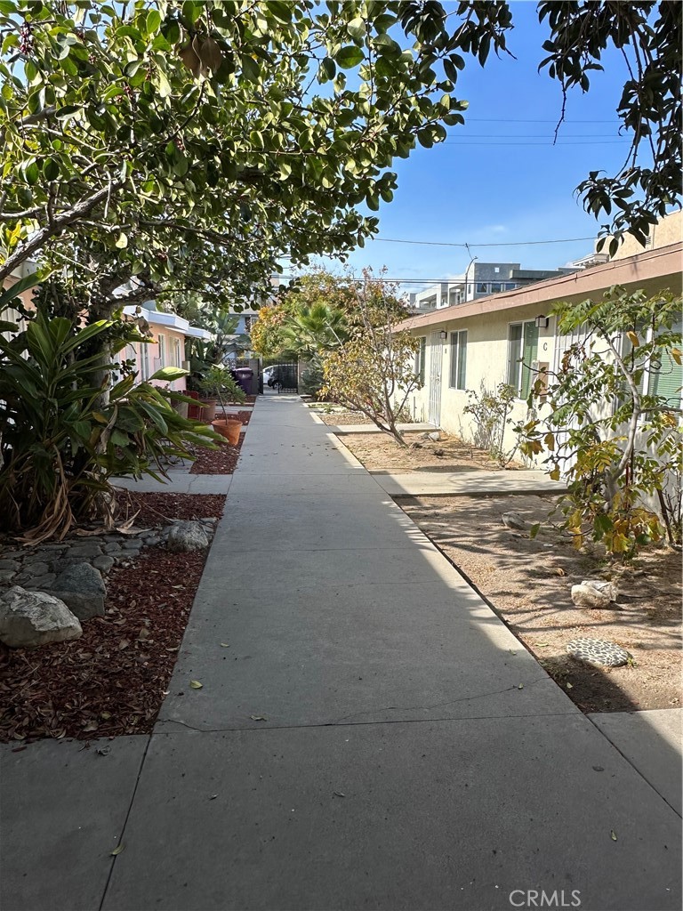 532 Cherry Avenue