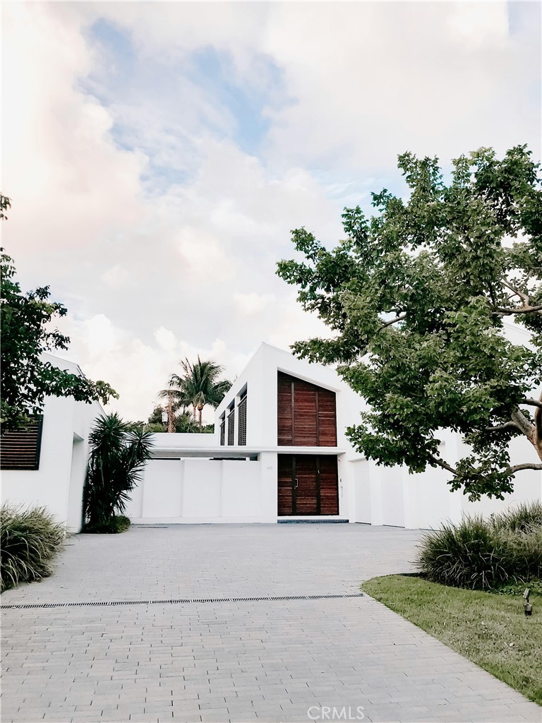 The APN 4378020023 corresponds to a 1,639 square foot lot in a million-dollar home community. This is a remarkable opportunity to own a piece of land in such an exclusive neighborhood. Don’t miss out—seize this incredible price and make your mark in this sought-after area! Buyer to conduct their own due diligence to investigate, survey and possible development of lot. No guarantees or warranties as to the condition of the property. All Information deemed reliable but not guaranteed.