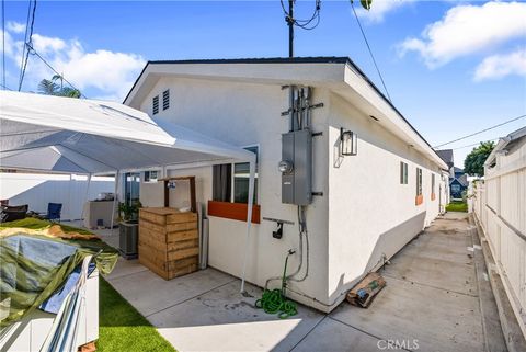 A home in Inglewood