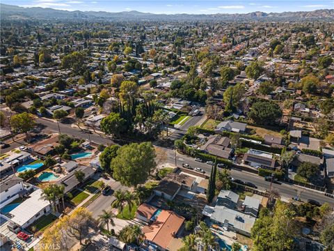 A home in Reseda