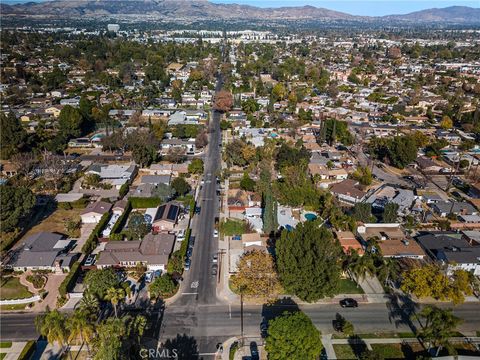 A home in Reseda