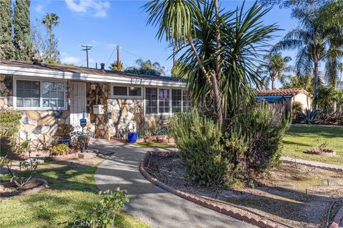 A home in Reseda