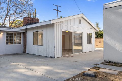 A home in Reseda