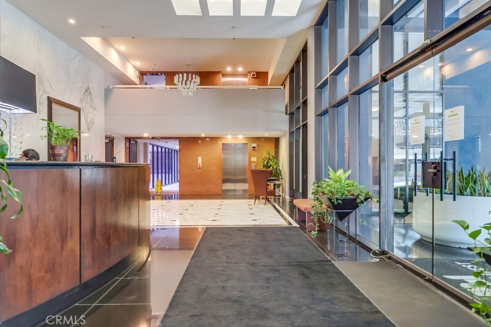 880 W 1st Street 603