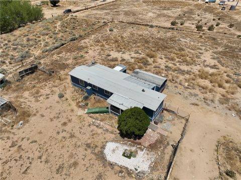 A home in Mojave