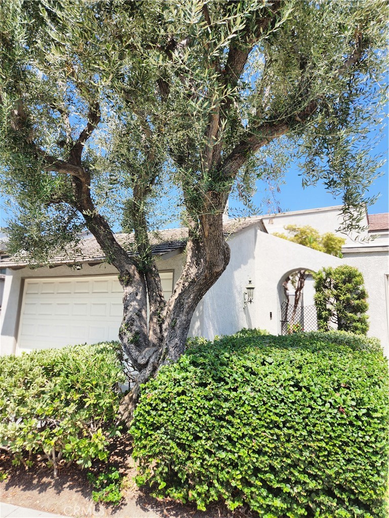 Photo 4 of 17 of 12203 Santa Gertrudes Avenue 11 townhome