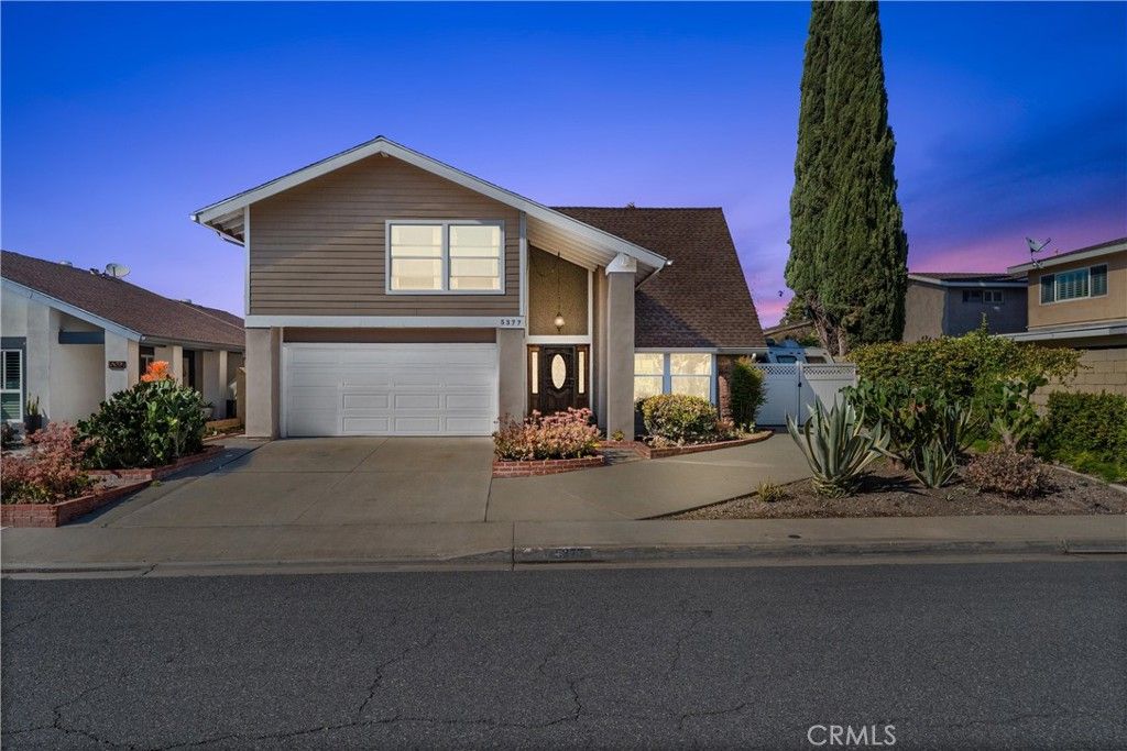 listing image 0