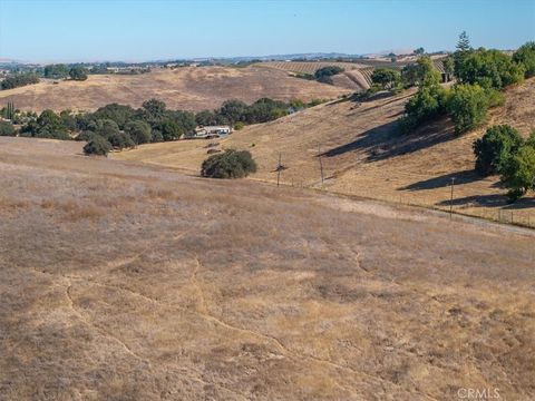 Tiny photo for 0 Hermosa Road, Templeton, CA 93465 (MLS # NS23059177)