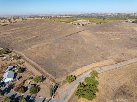 Tiny photo for 0 Hermosa Road, Templeton, CA 93465 (MLS # NS23059177)
