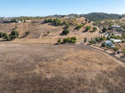 Tiny photo for 0 Hermosa Road, Templeton, CA 93465 (MLS # NS23059177)