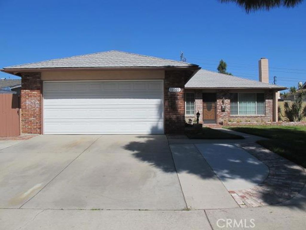 listing image 130723667694453274506