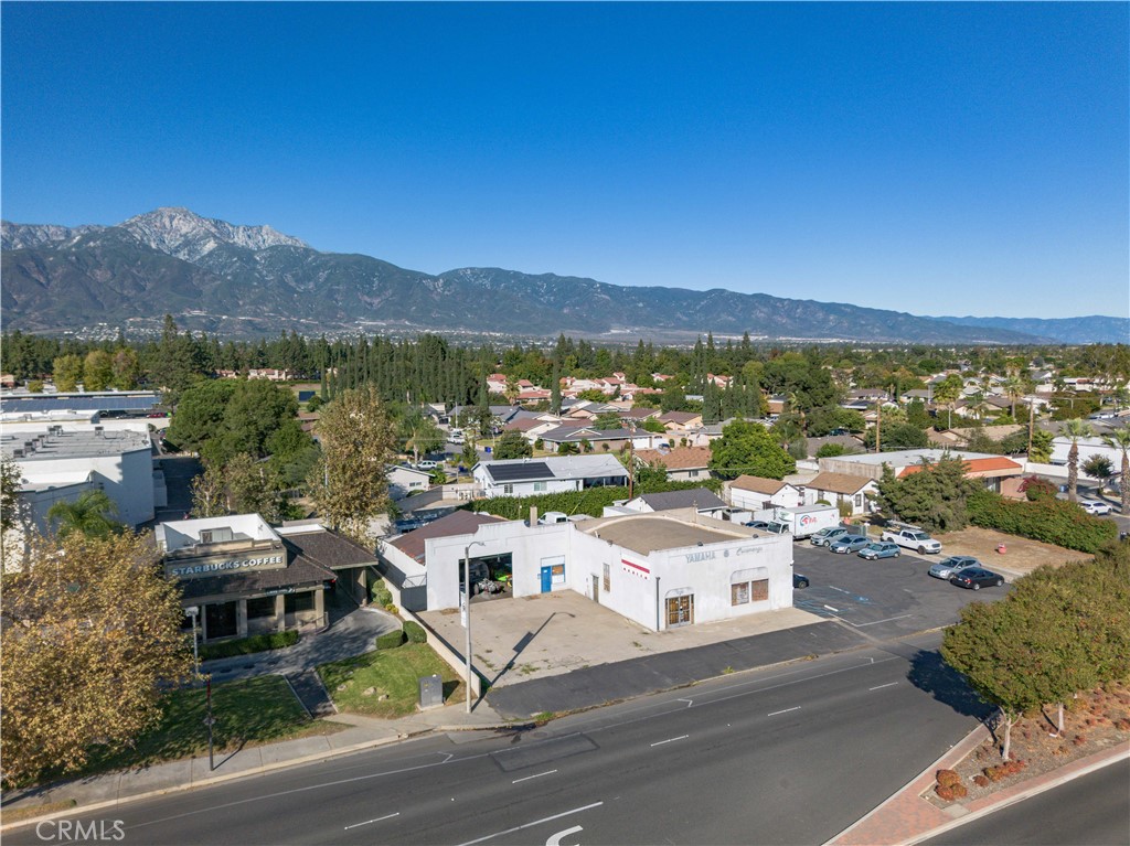 9770 Foothill Boulevard