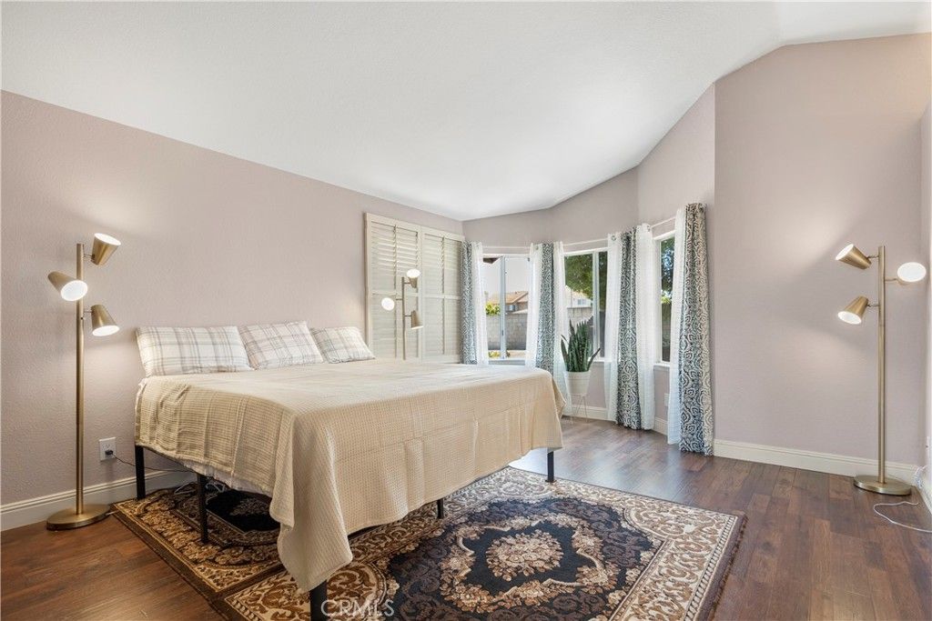 listing image 130725138221222842125