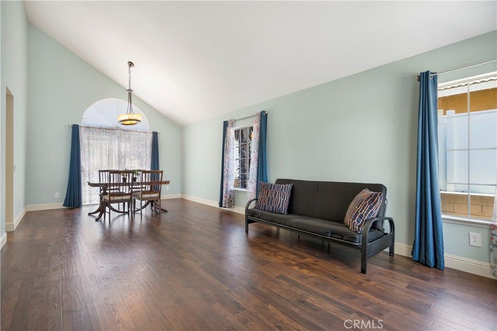listing image 130723253510224098108