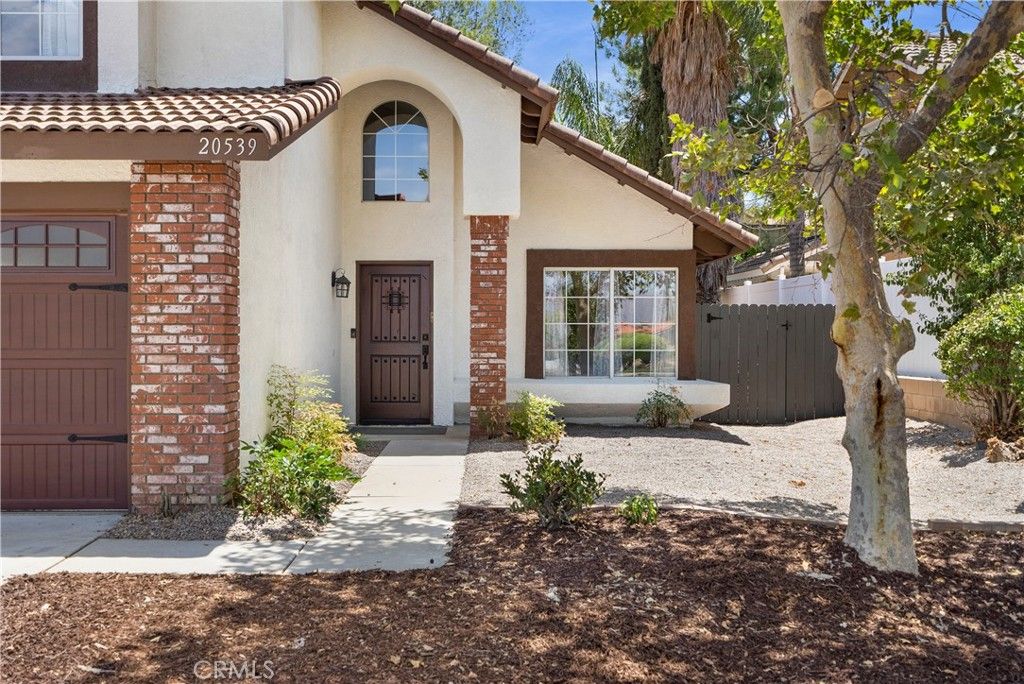 listing image 130720793054000091051