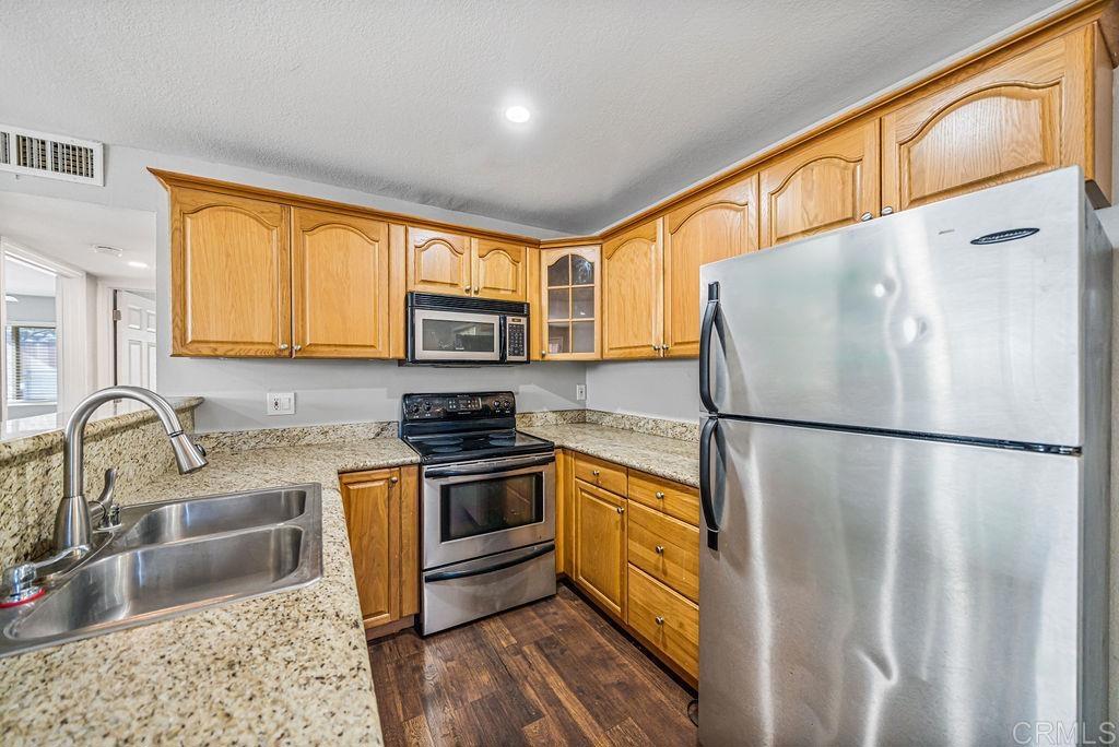 2616 Alpine Boulevard 11