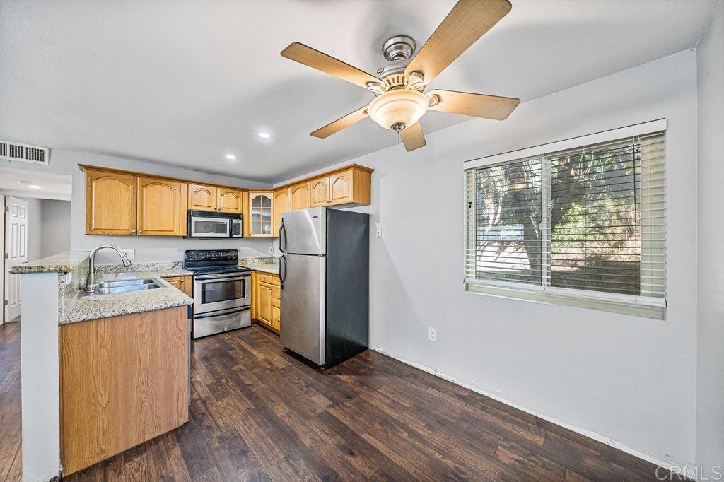 2616 Alpine Boulevard 11