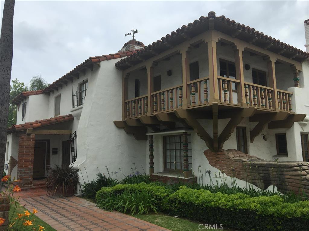 Located in a beautiful 1928 Spanish Mansion, this 500 square foot office space is a highly upgraded rare offering. Includes; private entrance, beamed ceilings, fireplace, balcony and an elaborate private bathroom. Utilities included. Ideal space for an accountant, counselor, or attorney.
Near Tustin and Chapman.