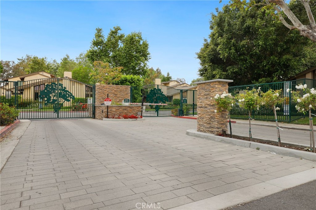 Shady Hollow Patio Homes I (SHP1) - Residential