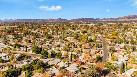 A home in Reseda