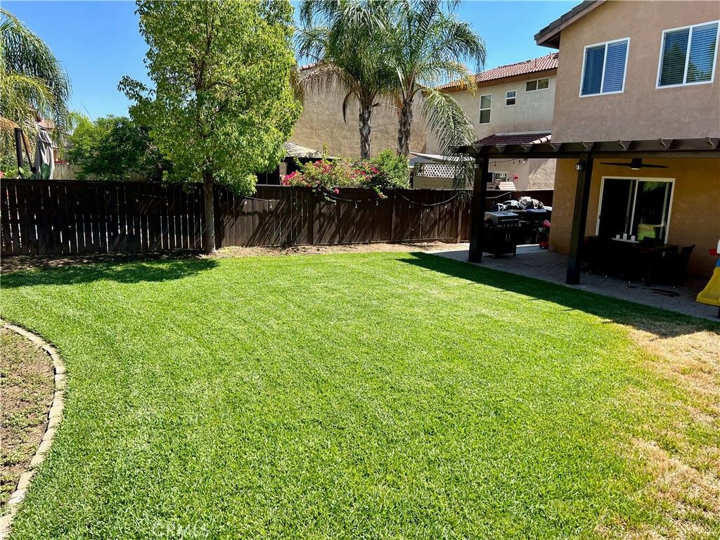 listing image 130723524112766587554