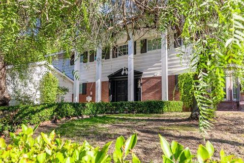 A home in Studio City