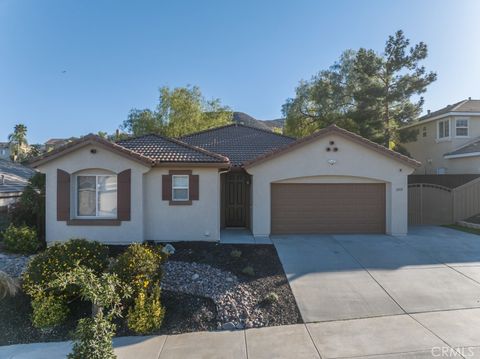 A home in Lake Elsinore