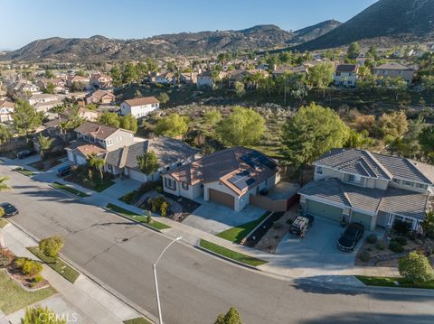 A home in Lake Elsinore