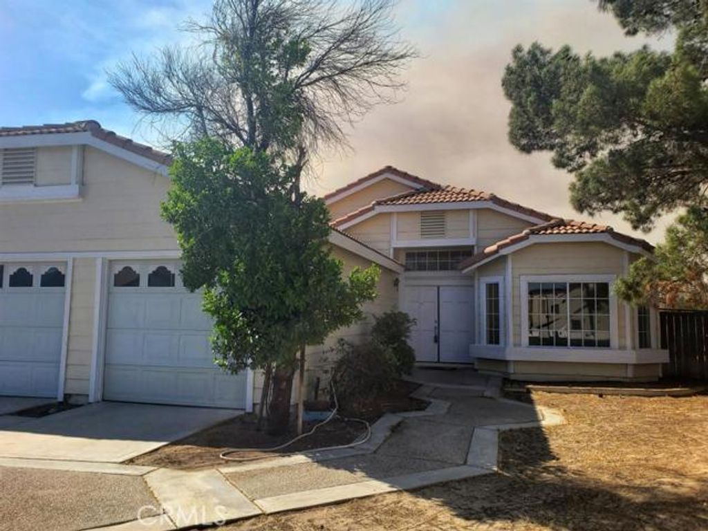 listing image 130726414194640727701