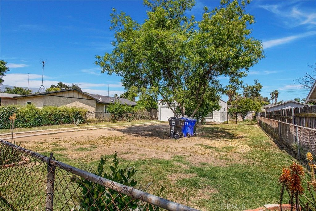 listing image 130726810811274796144