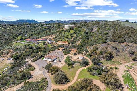 41501 Oakvale Court Murrieta CA 92562