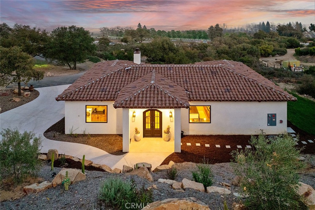 41501 Oakvale Court