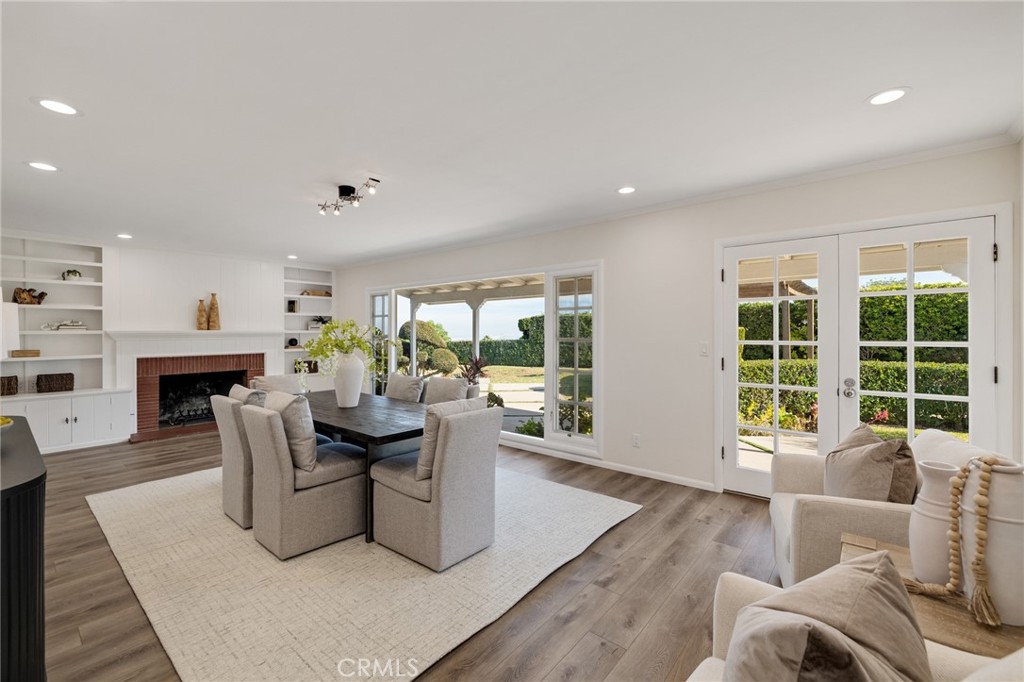 27846 Palos Verdes Drive E