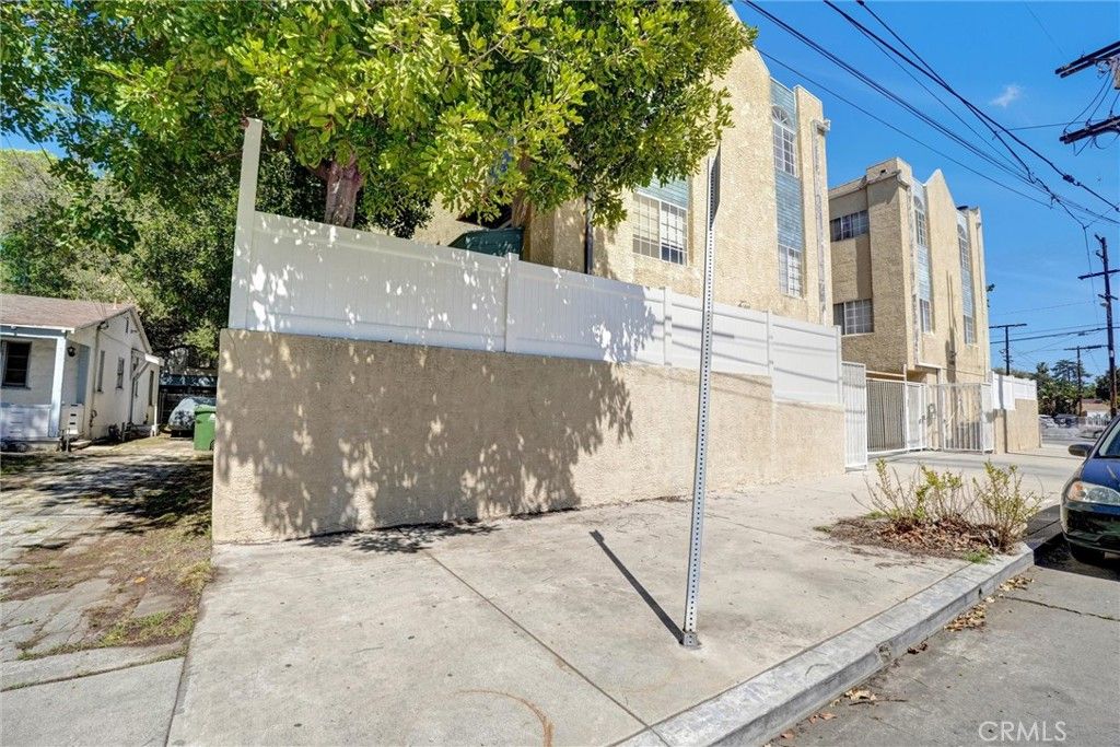 listing image 51