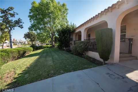 A home in Inglewood