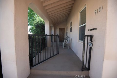 A home in Inglewood