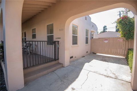 A home in Inglewood