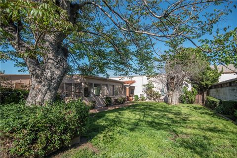 A home in Inglewood