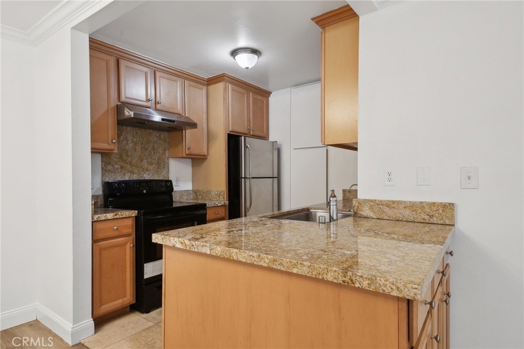 7740 Redlands Street M1082