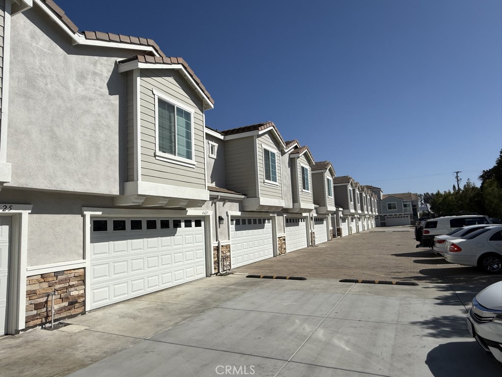 4627 Massimo Drive