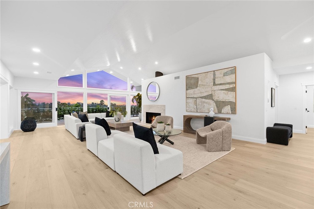 1032 Santiago Drive
