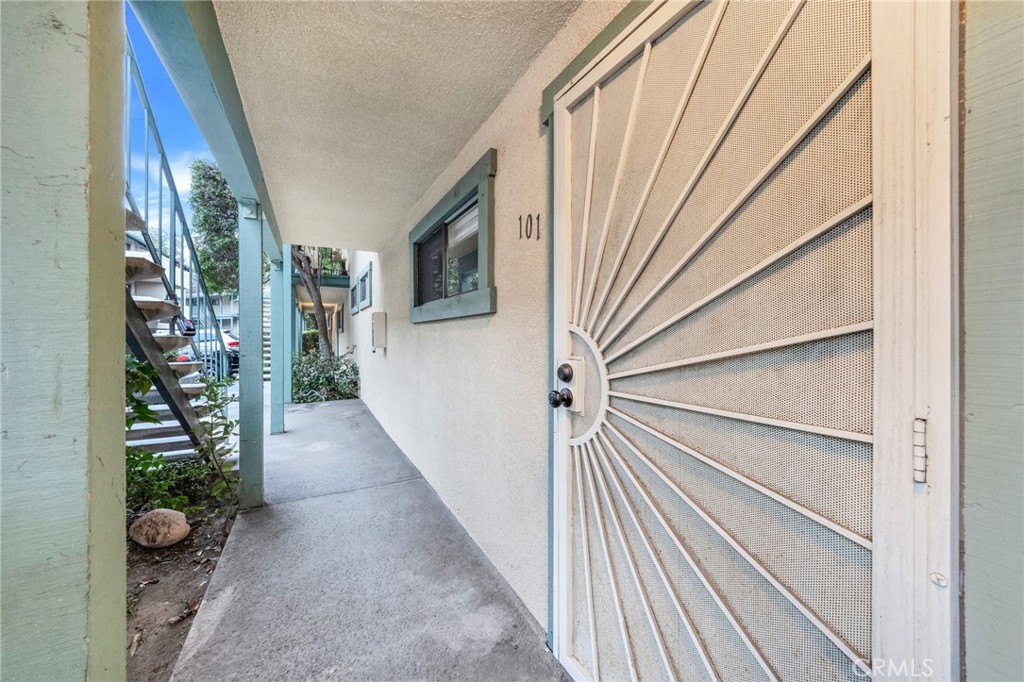 4647 Pico Street 101