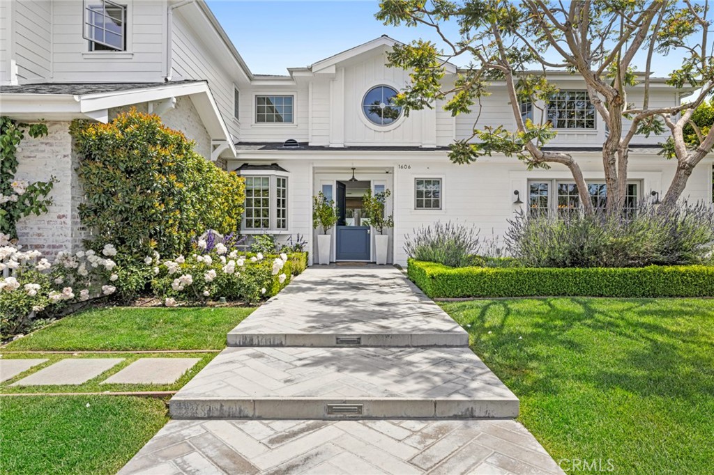 1606 Lincoln Lane