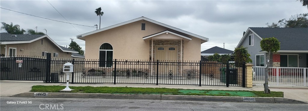 Listing image 1