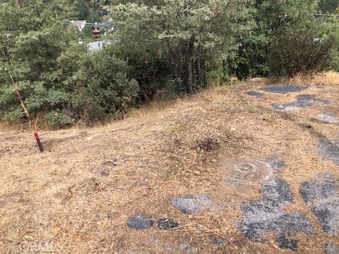 Photo of 0 Trinity Lot 332 Drive, Lake Arrowhead, CA 92352 (MLS # IV24197268)