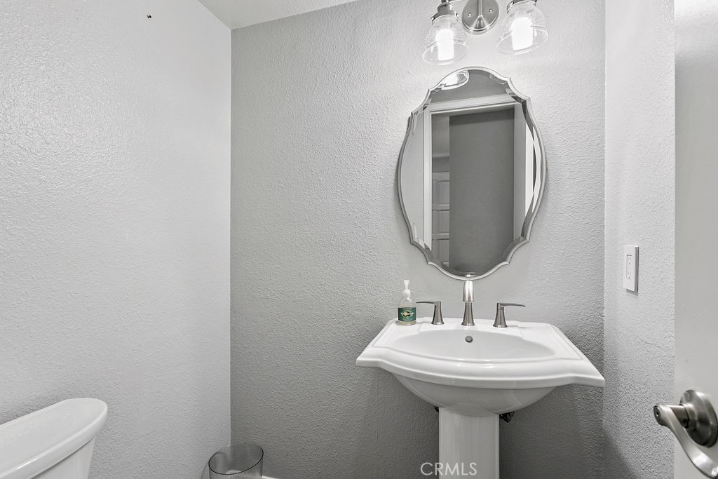 Mission Greens (R2) (MG) - Residential Lease