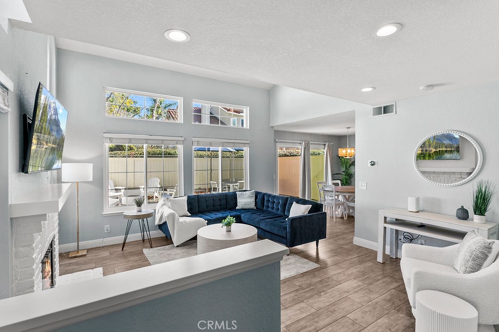 Mission Greens (R2) (MG) - Residential Lease