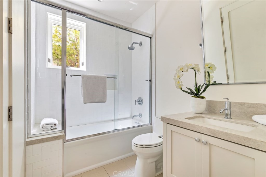 Corona Highlands (CORH) - Residential