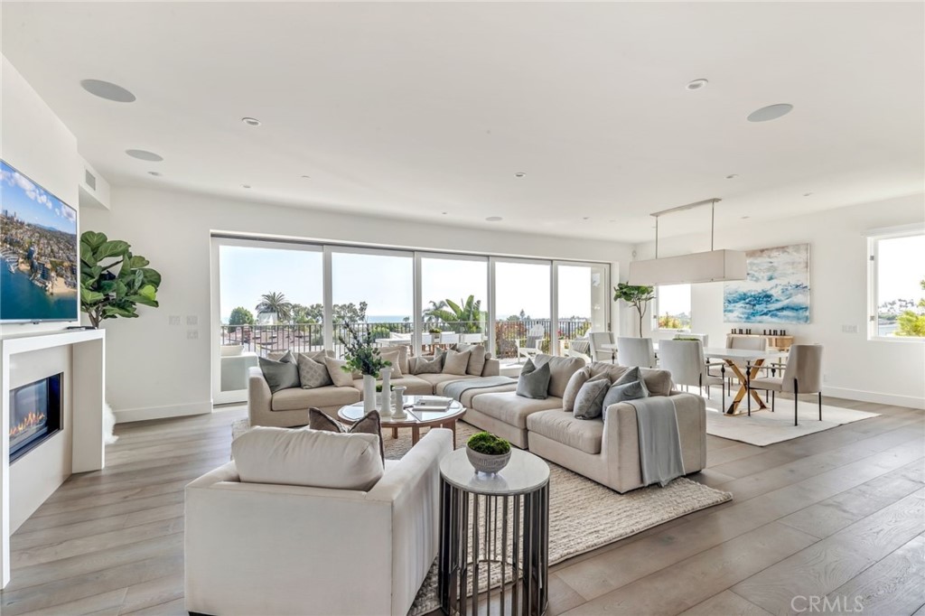 Corona Highlands (CORH) - Residential