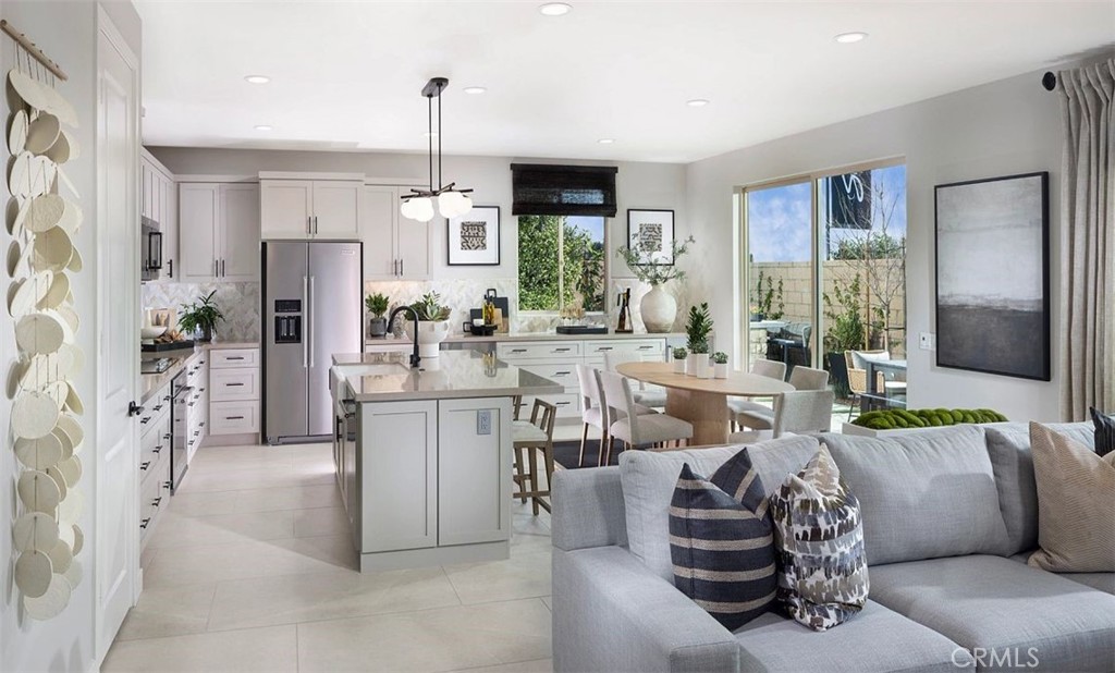8625 Mission Villa Drive
